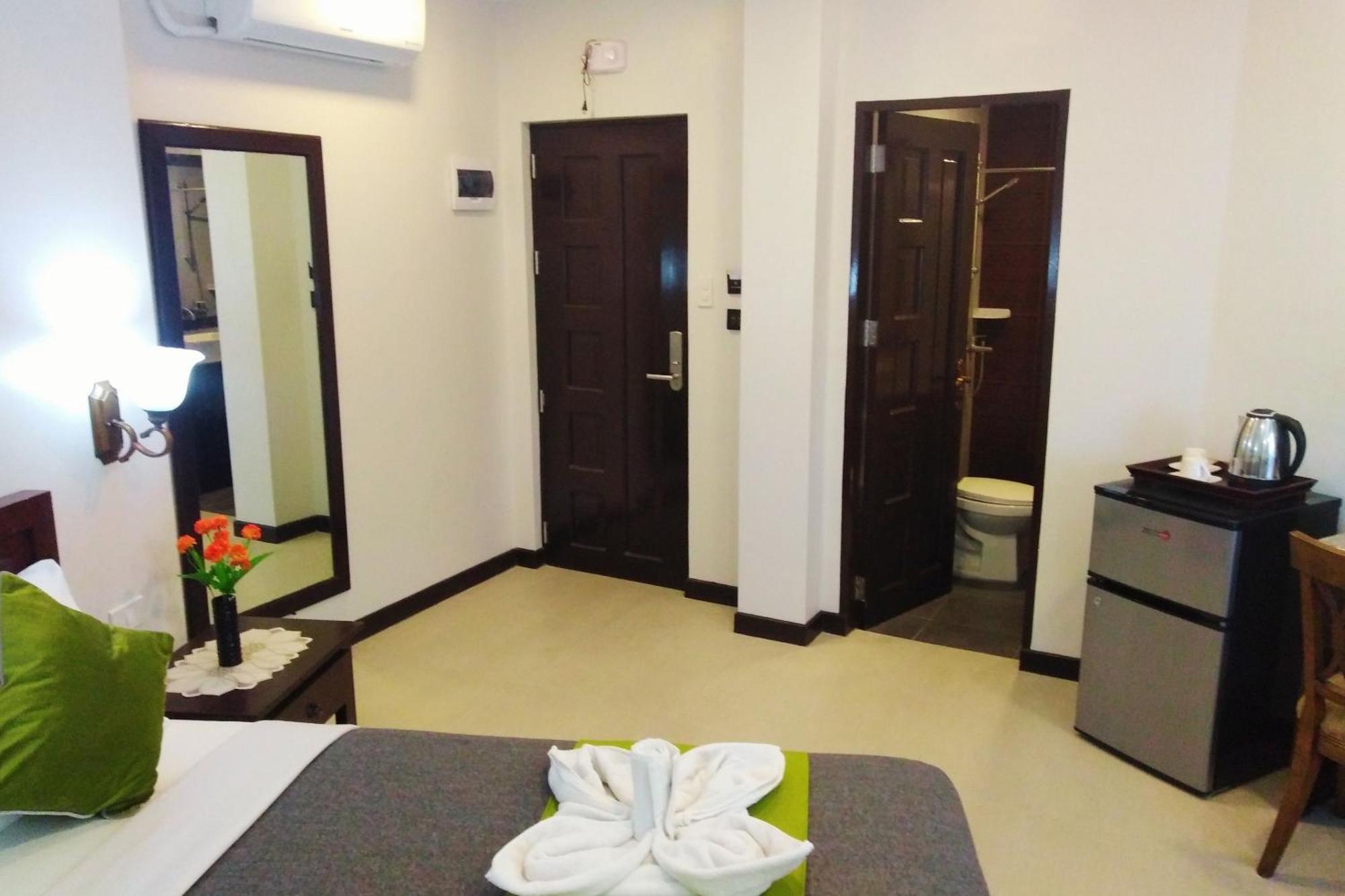 Venezia Suites Hotel Iloilo Værelse billede