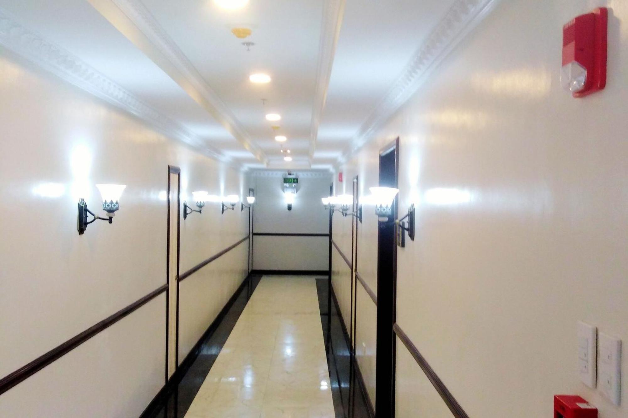 Venezia Suites Hotel Iloilo Eksteriør billede