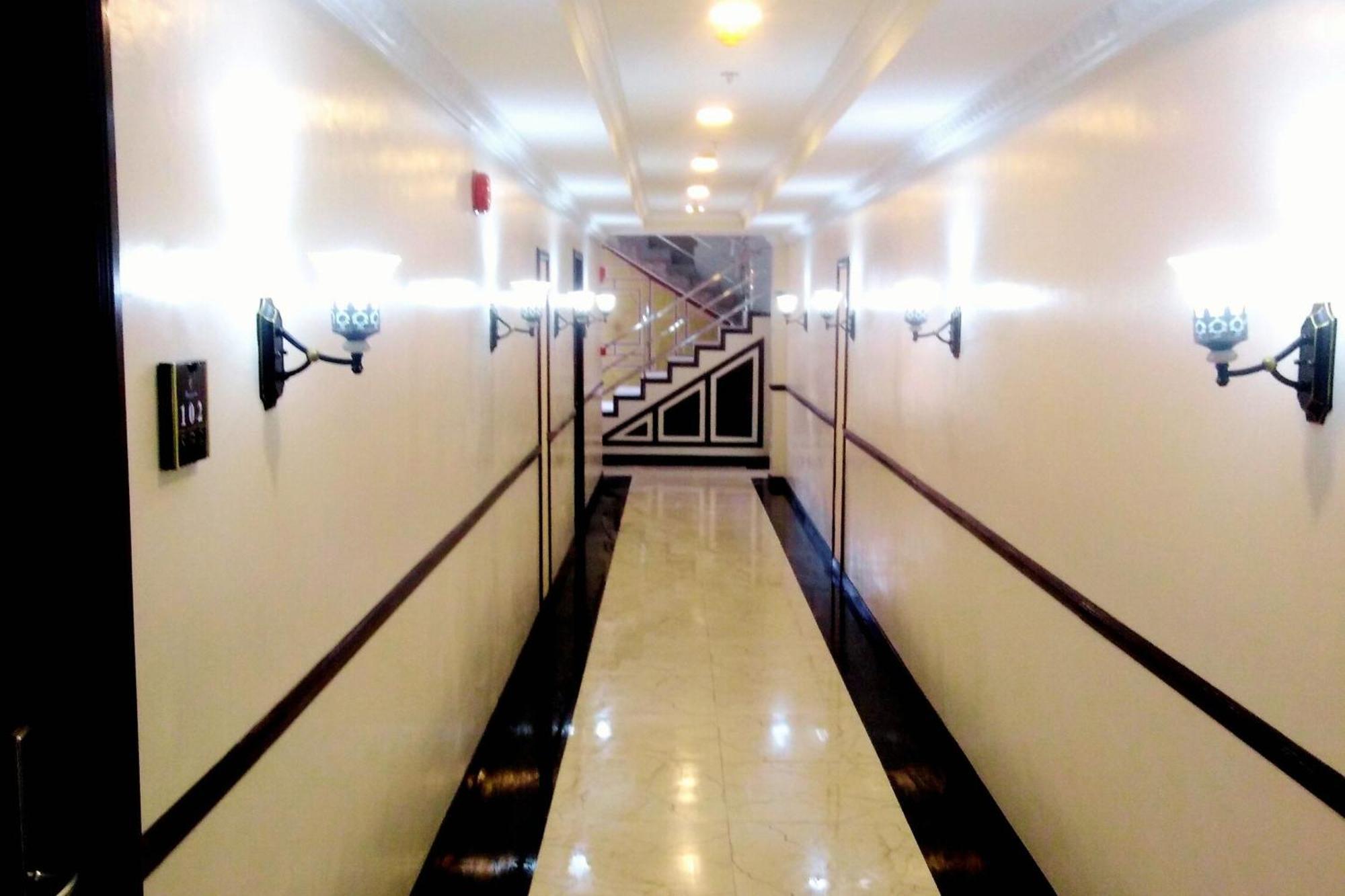Venezia Suites Hotel Iloilo Eksteriør billede